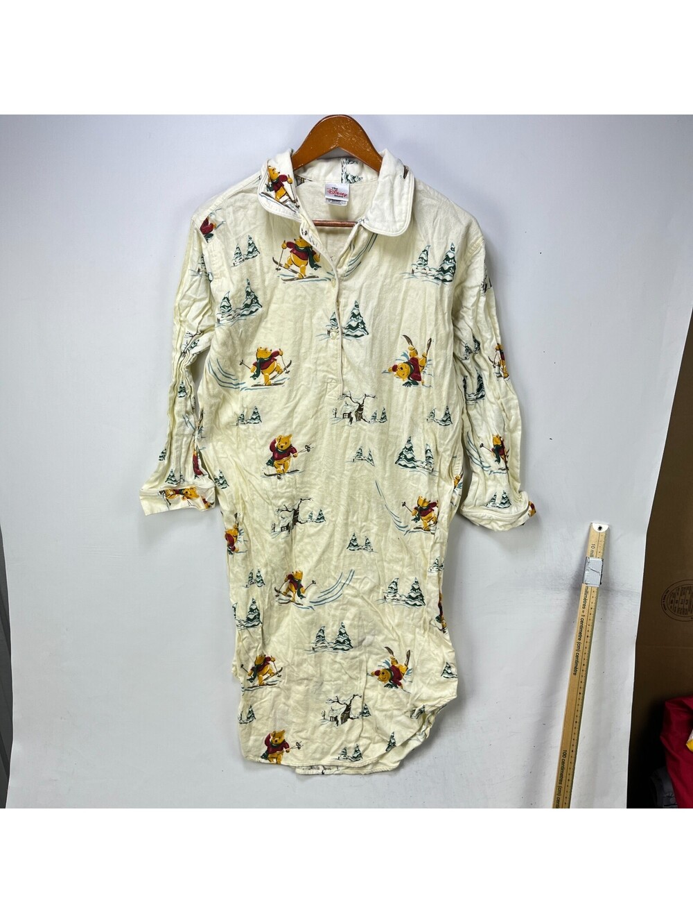 Vintage Disney Winnie The Pooh Skiing Flannel Nightgown Med